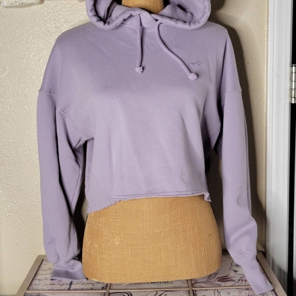 Hollister light purple crop hoodie - Picture 1 of 2